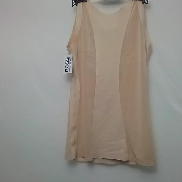 Women's Shapewear from UnderWhere - Picture 2 of 3